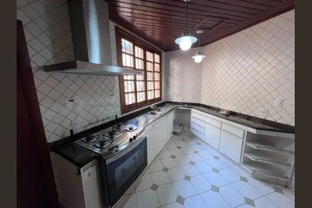 Cozinha de casa para alugar com 3 quartos, 380m² em Bairro das Palmeiras, Campinas