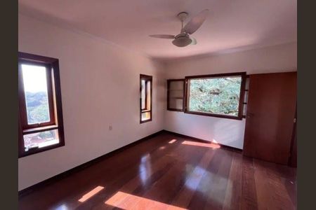Casa para alugar com 380m², 3 quartos e 4 vagas Casa para alugar com 380m², 3 quartos e 4 vagasQuarto 1