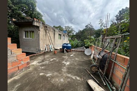 Casa à venda com 125m², 2 quartos e 1 vaga Casa à venda com 125m², 2 quartos e 1 vagaÁrea externa