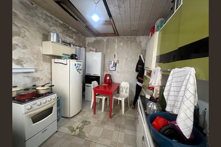 Casa à venda com 125m², 2 quartos e 1 vaga Casa à venda com 125m², 2 quartos e 1 vagaCozinha