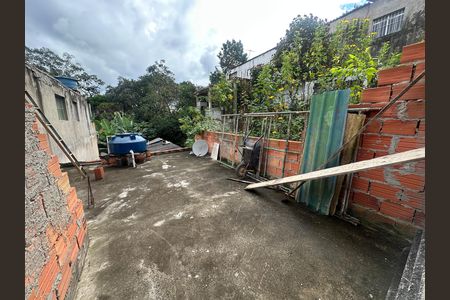 Casa à venda com 125m², 2 quartos e 1 vaga Casa à venda com 125m², 2 quartos e 1 vagaÁrea externa