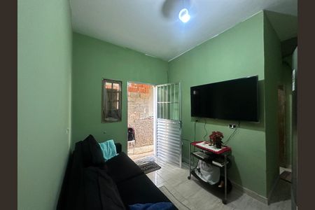 Casa à venda com 125m², 2 quartos e 1 vaga Casa à venda com 125m², 2 quartos e 1 vagaSala
