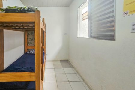Casa para alugar com 75m², 2 quartos e sem vaga