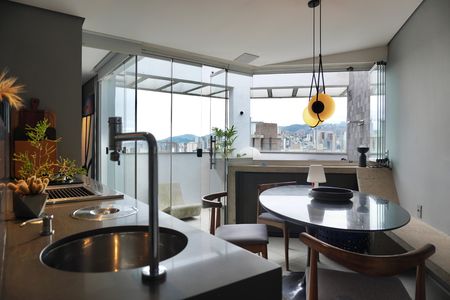 Apartamento à venda com 80m², 1 quarto e 1 vaga Apartamento à venda com 80m², 1 quarto e 1 vagaÁrea da cobertura
