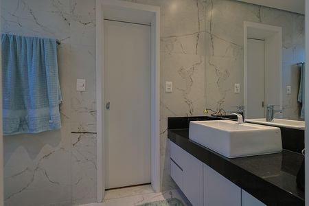 Apartamento à venda com 119m², 3 quartos e 2 vagas