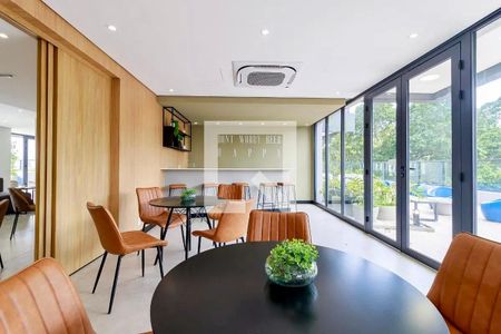 Studio à venda com 27m², 1 quarto e sem vaga Studio à venda com 27m², 1 quarto e sem vagaSalão de Festas