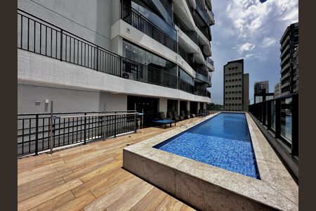 Studio à venda com 27m², 1 quarto e sem vaga Studio à venda com 27m², 1 quarto e sem vagaPiscina