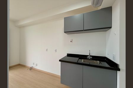 Studio à venda com 27m², 1 quarto e sem vaga Studio à venda com 27m², 1 quarto e sem vagaCozinha
