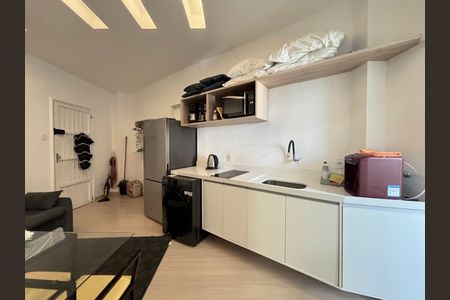 Apartamento à venda com 31m², 1 quarto e sem vaga Apartamento à venda com 31m², 1 quarto e sem vagaSala/cozinha