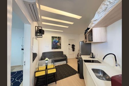 Sala/cozinha de apartamento à venda com 1 quarto, 31m² em Centro, Rio de Janeiro