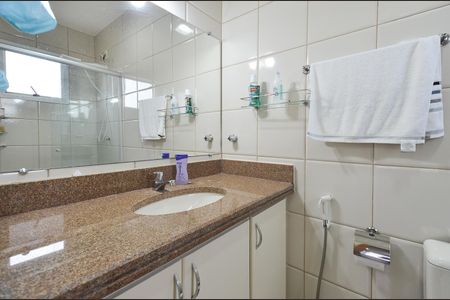 Apartamento à venda com 70m², 3 quartos e 1 vagaBanheiro da suite