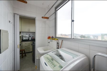 Apartamento à venda com 70m², 3 quartos e 1 vagaArea de serviço