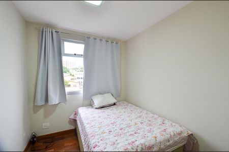Apartamento à venda com 70m², 3 quartos e 1 vagaQuarto1