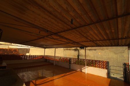 Casa para alugar com 460m², 6 quartos e 4 vagas Casa para alugar com 460m², 6 quartos e 4 vagasÁrea de Serviço- 2° Piso