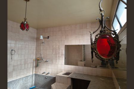 Casa para alugar com 460m², 6 quartos e 4 vagas Casa para alugar com 460m², 6 quartos e 4 vagasBanheiro Social 02 - 2° Piso