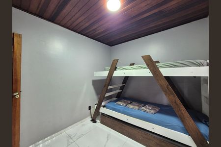 Casa de condomínio para alugar com 57m², 2 quartos e 6 vagas