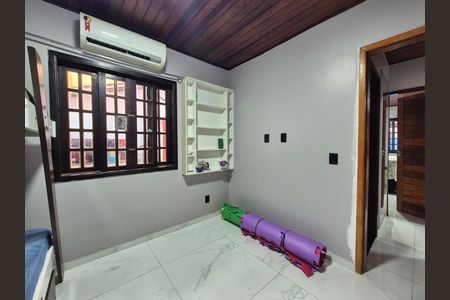 Casa de condomínio para alugar com 57m², 2 quartos e 6 vagas