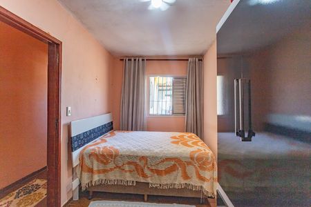Casa à venda com 102m², 2 quartos e 2 vagas Casa à venda com 102m², 2 quartos e 2 vagasQuarto 1