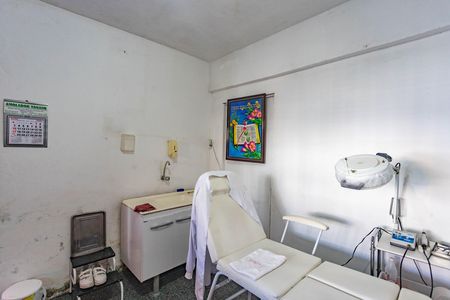 Casa à venda com 102m², 2 quartos e 2 vagas Casa à venda com 102m², 2 quartos e 2 vagasSala