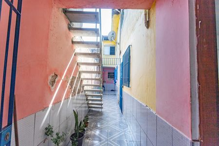 Casa à venda com 102m², 2 quartos e 2 vagas Casa à venda com 102m², 2 quartos e 2 vagasEntrada