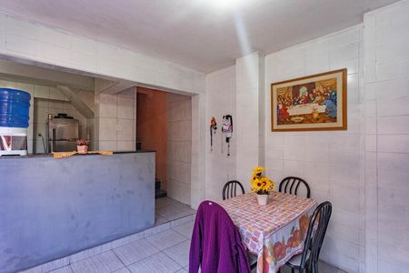 Casa à venda com 102m², 2 quartos e 2 vagas Casa à venda com 102m², 2 quartos e 2 vagasCopa