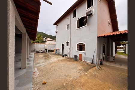 Casa de condomínio para alugar com 350m², 6 quartos e 6 vagas Casa de condomínio para alugar com 350m², 6 quartos e 6 vagasÁrea externa
