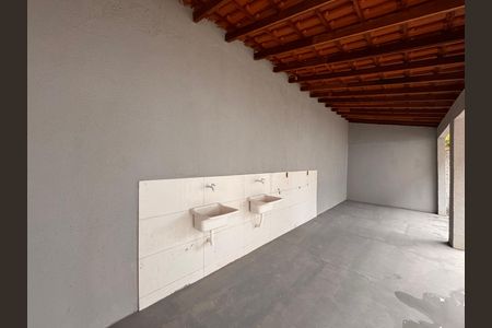 Casa de condomínio para alugar com 350m², 6 quartos e 6 vagas Casa de condomínio para alugar com 350m², 6 quartos e 6 vagasLavanderia