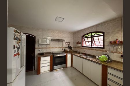 Casa de condomínio para alugar com 350m², 6 quartos e 6 vagas Casa de condomínio para alugar com 350m², 6 quartos e 6 vagasCozinha