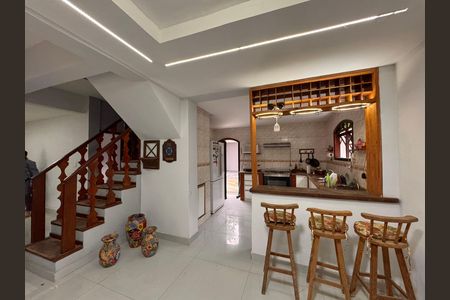 Casa de condomínio para alugar com 350m², 6 quartos e 6 vagas Casa de condomínio para alugar com 350m², 6 quartos e 6 vagasSala