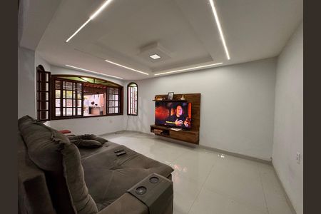 Casa de condomínio para alugar com 350m², 6 quartos e 6 vagas Casa de condomínio para alugar com 350m², 6 quartos e 6 vagasSala