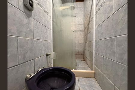 Casa de condomínio para alugar com 350m², 6 quartos e 6 vagas Casa de condomínio para alugar com 350m², 6 quartos e 6 vagasSuíte - Banheiro