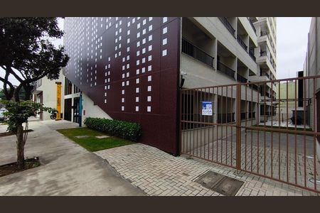 Studio para alugar com 25m², 1 quarto e sem vaga Studio para alugar com 25m², 1 quarto e sem vagaFachada + Plaquinha