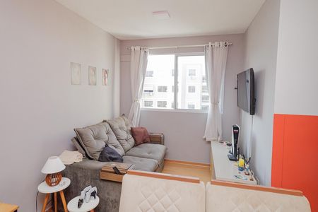 Sala de apartamento para alugar com 2 quartos, 40m² em Inhoaíba, Rio de Janeiro