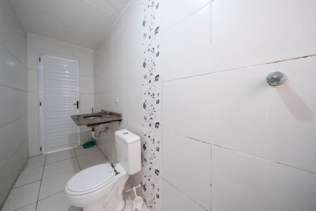 Banheiro de apartamento para alugar com 1 quarto, 55m² em Vila Sao Francisco (zona Leste), São Paulo