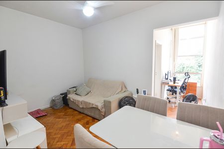 Apartamento para alugar com 55m², 1 quarto e sem vagaSala