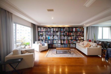 Apartamento à venda com 300m², 4 quartos e 3 vagas