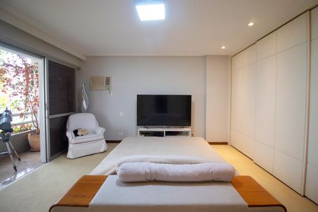 Apartamento à venda com 300m², 4 quartos e 3 vagas