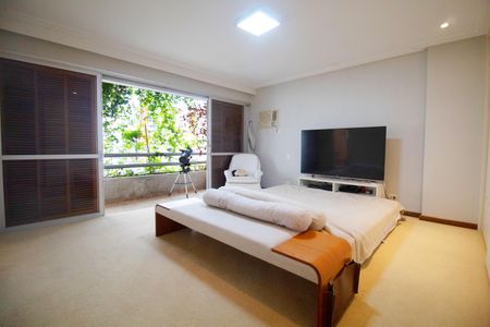 Apartamento à venda com 300m², 4 quartos e 3 vagas