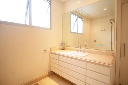 Apartamento à venda com 4 quartos, 300m² em Paraíso, São Paulo