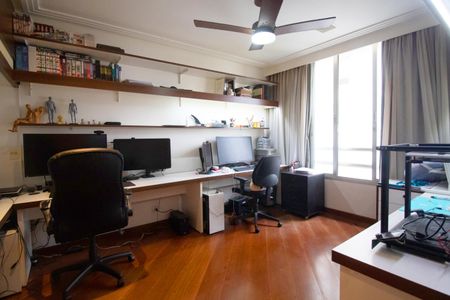 Apartamento à venda com 300m², 4 quartos e 3 vagas