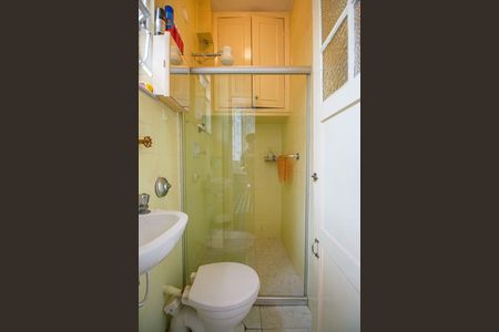 Apartamento à venda com 119m², 4 quartos e 1 vaga Apartamento à venda com 119m², 4 quartos e 1 vagaBanheiro de Serviço