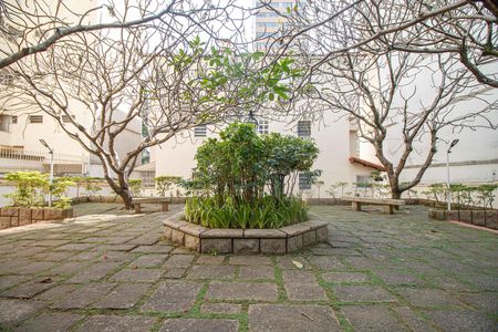 Apartamento à venda com 119m², 4 quartos e 1 vaga Apartamento à venda com 119m², 4 quartos e 1 vagaÁrea Comum