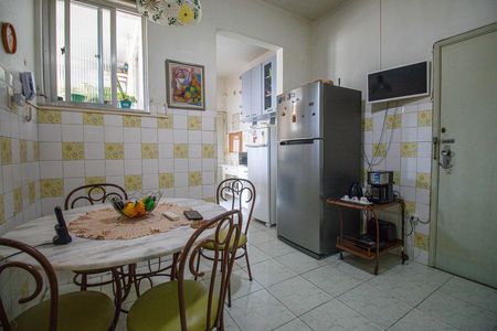 Apartamento à venda com 119m², 4 quartos e 1 vaga Apartamento à venda com 119m², 4 quartos e 1 vagaCozinha