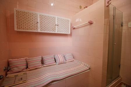 Apartamento à venda com 119m², 4 quartos e 1 vaga Apartamento à venda com 119m², 4 quartos e 1 vagaBanheiro