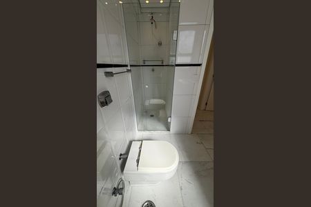 Apartamento à venda com 129m², 1 quarto e 2 vagasBanheiro