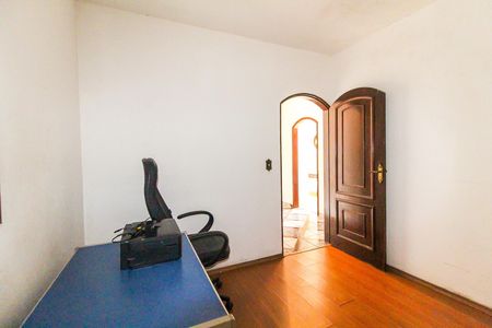 Casa à venda com 150m², 3 quartos e 3 vagas Casa à venda com 150m², 3 quartos e 3 vagasQuarto 3