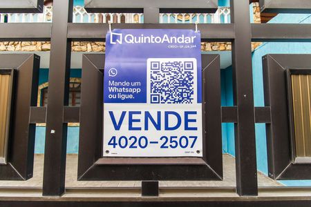 Casa à venda com 150m², 3 quartos e 3 vagas Casa à venda com 150m², 3 quartos e 3 vagasPlaca