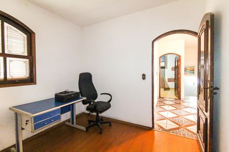 Casa à venda com 150m², 3 quartos e 3 vagas Casa à venda com 150m², 3 quartos e 3 vagasQuarto 3