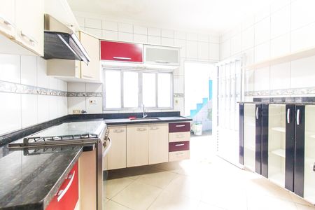 Casa à venda com 150m², 3 quartos e 3 vagas Casa à venda com 150m², 3 quartos e 3 vagasCozinha