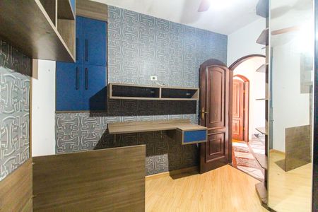 Casa à venda com 150m², 3 quartos e 3 vagas Casa à venda com 150m², 3 quartos e 3 vagasQuarto 2